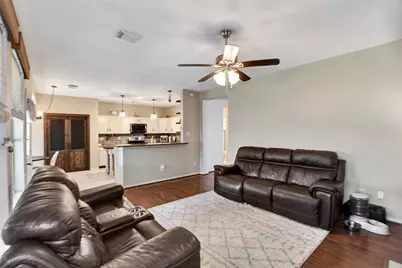 1809 Oak Wood Drive E, Pearland, TX 77581 - Photo 13