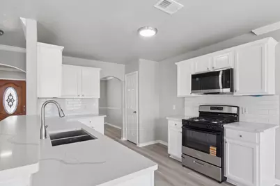 14134 Chelseahurst Lane, Houston, TX 77047 - Photo 3