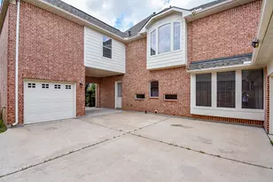 1611 Whitfield St, Sugar Land, TX 77479 - Photo 35