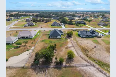 10379 Bourbon Lane, Bryan, TX 77808 - Photo 29