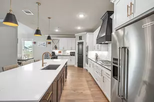 10379 Bourbon Ln, Bryan, TX 77808 - Photo 7