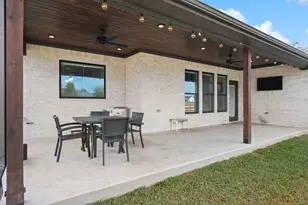 10379 Bourbon Ln, Bryan, TX 77808 - Photo 25