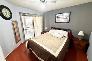 6701 Sands Point Dr, Houston, TX 77074 - Photo 3