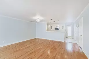 738 Redwing Pl Dr, Houston, TX 77009 - Photo 5