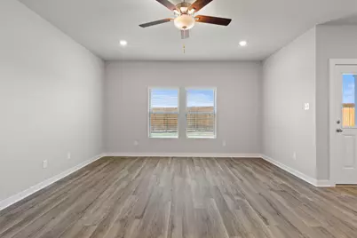 2490 N Heritage Drive, Dayton, TX 77535 - Photo 7