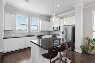 11918 Oakmont Valley Trace, Houston, TX 77051 - Photo 15