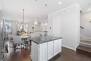 11918 Oakmont Valley Trace, Houston, TX 77051 - Photo 17