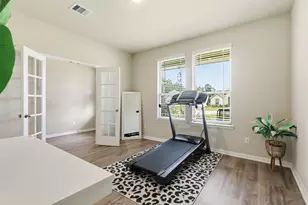 6310 Fawn Path Dr, Conroe, TX 77303 - Photo 7