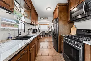 8314 Gulf Tree Ln, Houston, TX 77075 - Photo 13