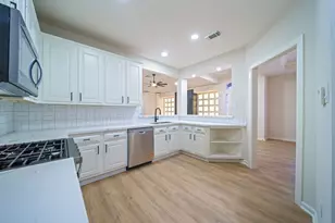 14420 Walters Rd, Houston, TX 77014 - Photo 3