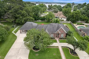 9832 W Shore Dr, Willis, TX 77318 - Photo 33