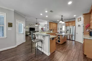 9832 W Shore Dr, Willis, TX 77318 - Photo 13