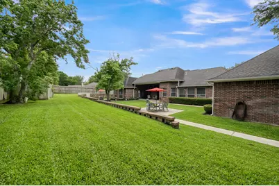 9832 W Shore Drive, Willis, TX 77318 - Photo 31