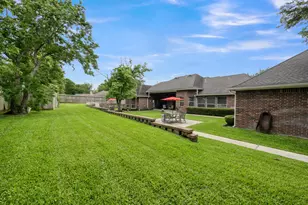9832 W Shore Dr, Willis, TX 77318 - Photo 31