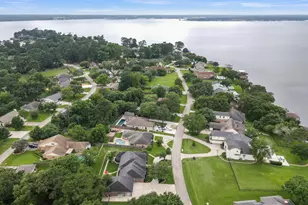 9832 W Shore Dr, Willis, TX 77318 - Photo 35