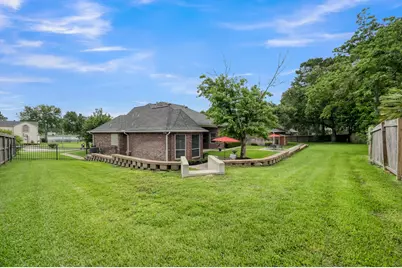9832 W Shore Drive, Willis, TX 77318 - Photo 27