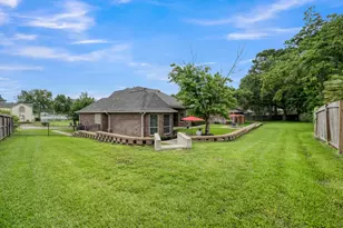 9832 W Shore Dr, Willis, TX 77318 - Photo 27