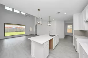 14902 Diamond Dove Ln, Houston, TX 77049 - Photo 13