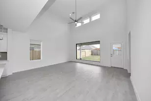 14902 Diamond Dove Ln, Houston, TX 77049 - Photo 15