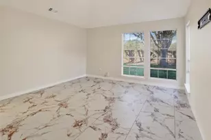 4418 W Thunderwood Cir, Fresno, TX 77545 - Photo 9