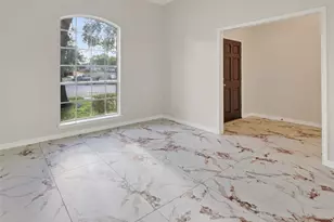 4418 W Thunderwood Cir, Fresno, TX 77545 - Photo 3