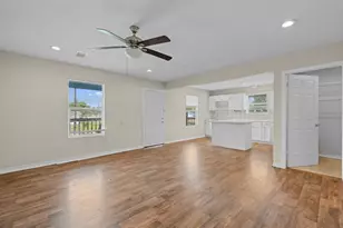 6403 O Brien St, Hitchcock, TX 77563 - Photo 15