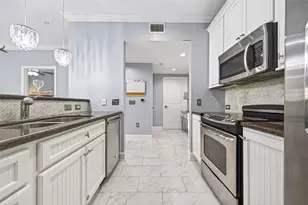 2203 Dorrington St, Houston, TX 77030 - Photo 23