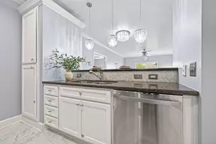 2203 Dorrington St, Houston, TX 77030 - Photo 25
