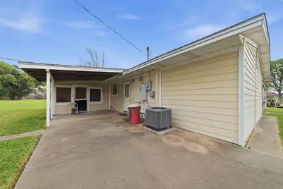 5 Ramey Circle, Houston, TX 77075 - Photo 9