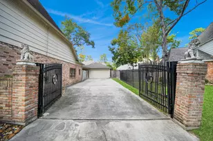 5210 Fountainbridge Ln, Houston, TX 77069 - Photo 41