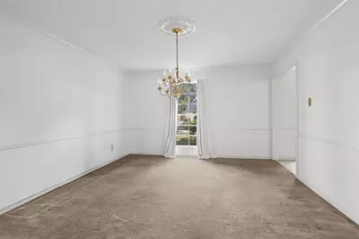 5611 Pebble Springs Drive, Houston, TX 77066 - Photo 11