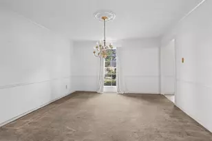 5611 Pebble Springs Dr, Houston, TX 77066 - Photo 11