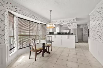 5611 Pebble Springs Drive, Houston, TX 77066 - Photo 23