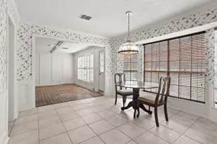 5611 Pebble Springs Dr, Houston, TX 77066 - Photo 21