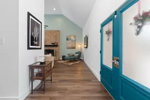 10226 Briar Forest Dr, Houston, TX 77042 - Photo 3