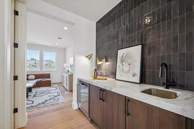 107 E 24th Street, Houston, TX 77008 - Photo 21