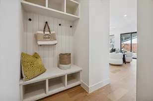 107 E 24th St, Houston, TX 77008 - Photo 29