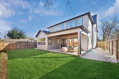 107 E 24th Street, Houston, TX 77008 - Photo 31