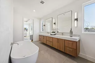 107 E 24th St, Houston, TX 77008 - Photo 19