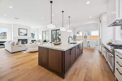 107 E 24th Street, Houston, TX 77008 - Photo 11