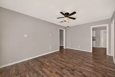 5935 Beldart Street, Houston, TX 77033 - Photo 19