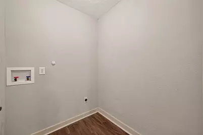 5935 Beldart Street, Houston, TX 77033 - Photo 17