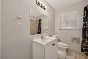 5935 Beldart St, Houston, TX 77033 - Photo 13