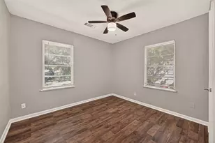 5935 Beldart St, Houston, TX 77033 - Photo 25