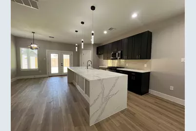 8010 Cora Street, Houston, TX 77088 - Photo 7