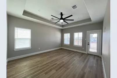 8010 Cora Street, Houston, TX 77088 - Photo 13