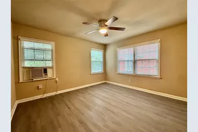 2431 Shakespeare St #1, Houston, TX 77030 - Photo 9