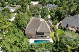 90 Player Oaks Pl, The Woodlands, TX 77382 - Photo 43
