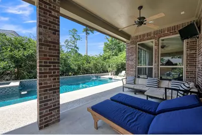 90 Player Oaks Place, The Woodlands, TX 77382 - Photo 37