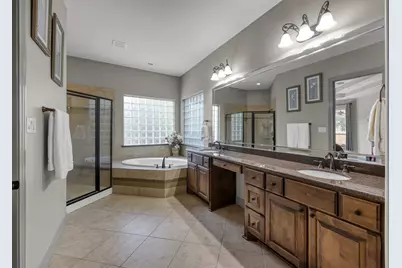 90 Player Oaks Place, The Woodlands, TX 77382 - Photo 21